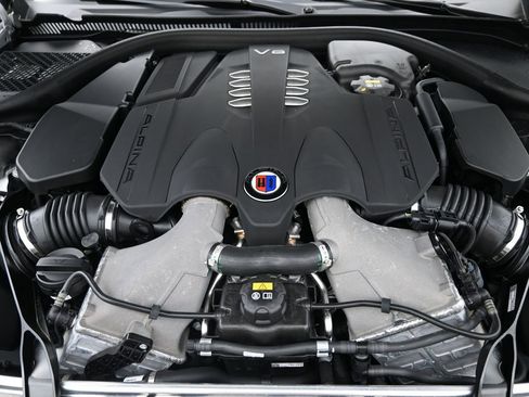 Used 2023 BMW ALPINA B8 xDrive Gran Coupe AWD/4WD image 19