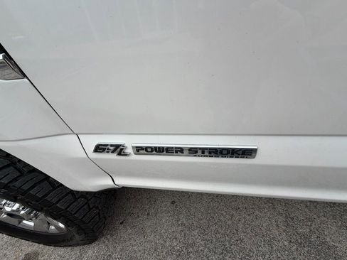 Used 2018 Ford F250 Lariat w/ Lariat Ultimate Package image 11