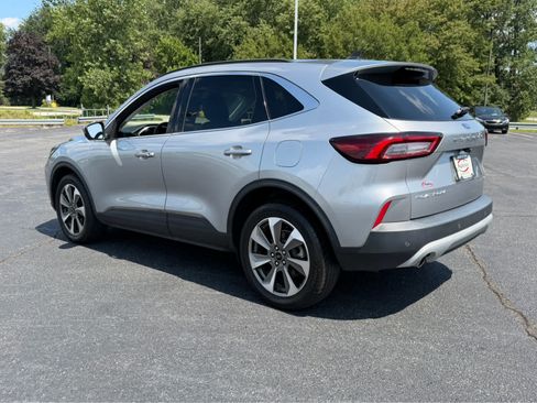 Used 2023 Ford Escape Platinum AWD/4WD image 7