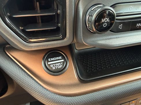 Used 2021 Ford Bronco Sport Outer Banks AWD/4WD image 26