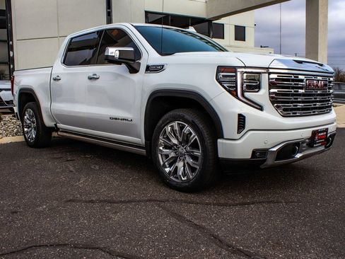 Used 2023 GMC Sierra 1500 Denali w/ Denali Reserve Package image 3