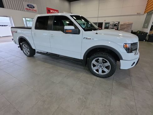 Used 2014 Ford F150 FX4 w/ Equipment Group 402A Luxury AWD/4WD image 7
