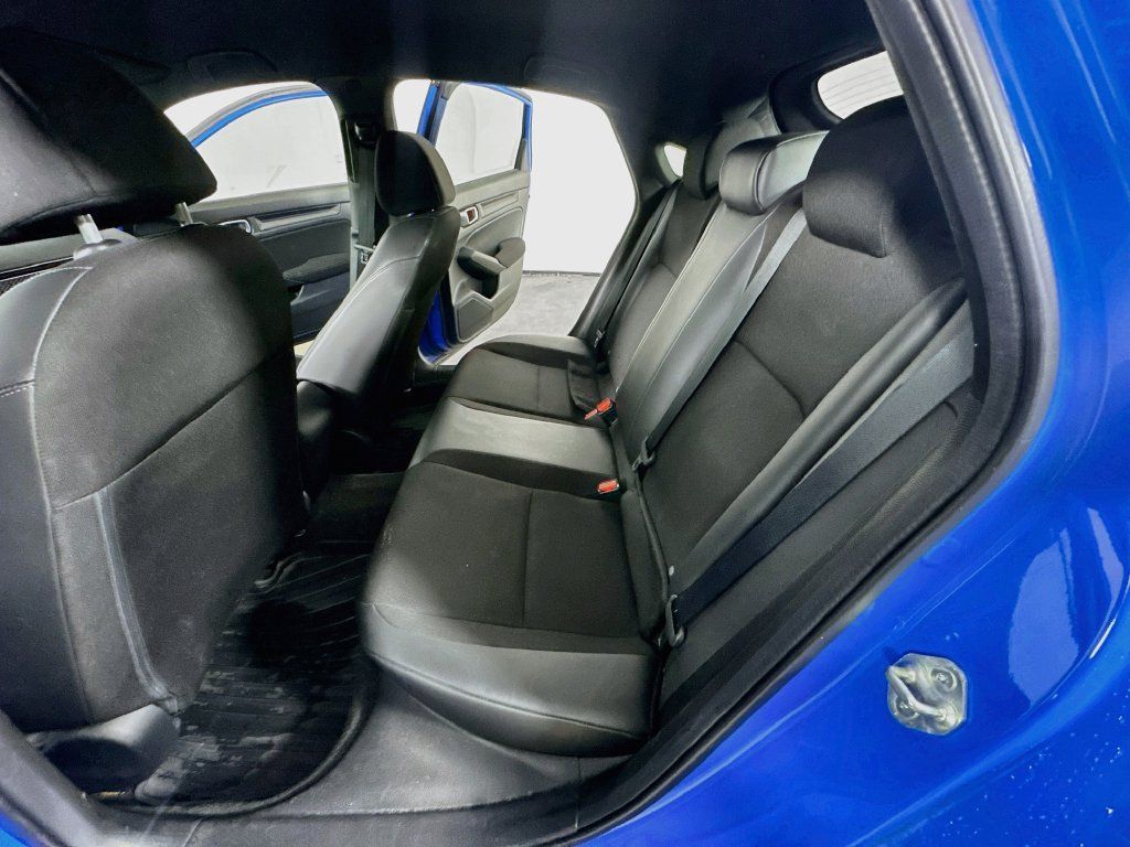 Used 2023 Honda Civic Sport image 16
