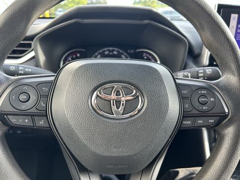 Certified 2024 Toyota RAV4 XLE AWD/4WD image 21