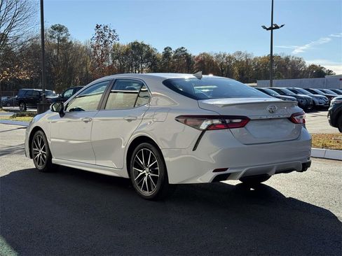 Used 2023 Toyota Camry SE image 23