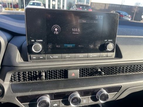 Used 2023 Honda CR-V LX image 11