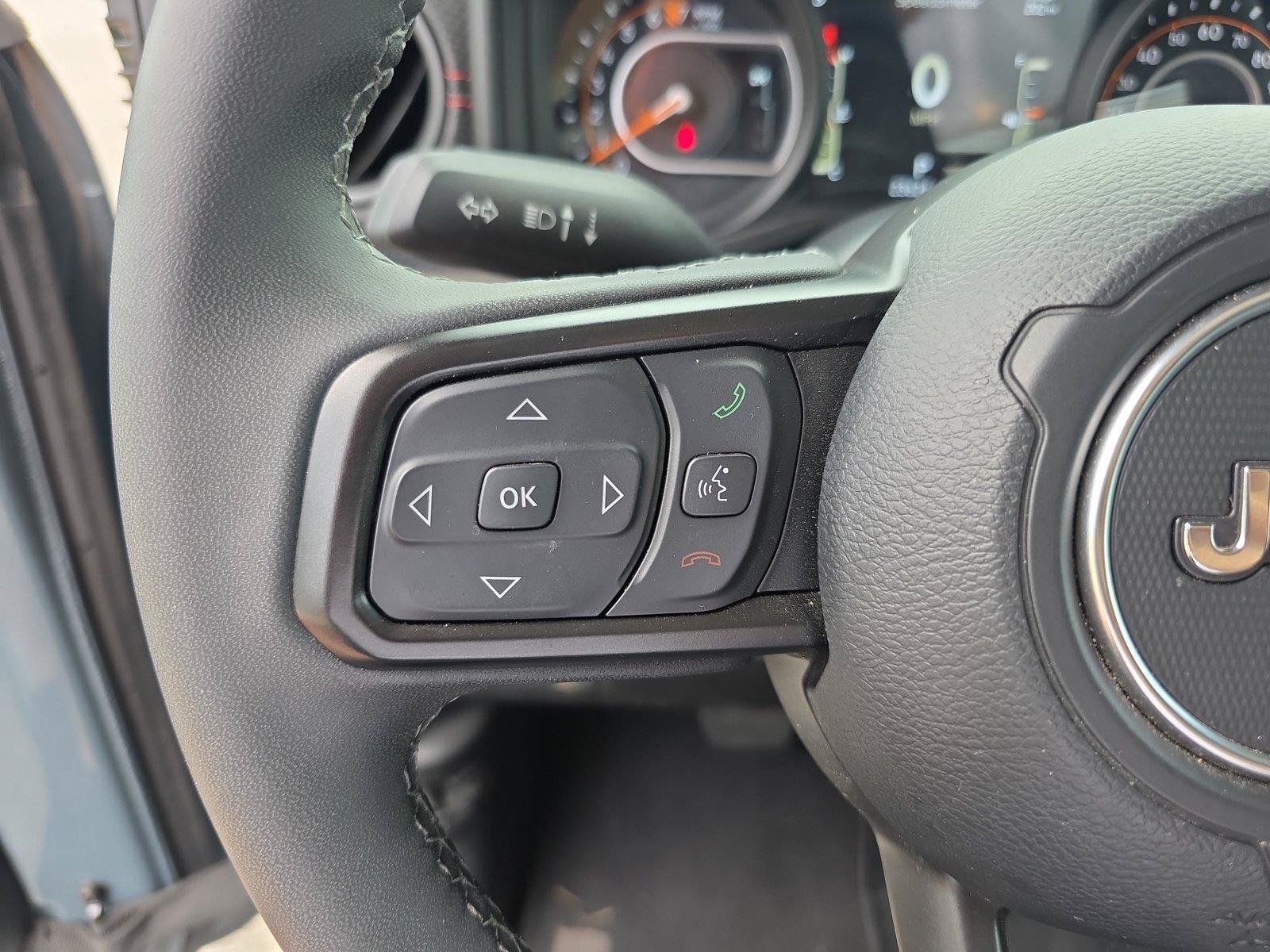Used 2026 Jeep Gladiator Rubicon AWD/4WD image 22