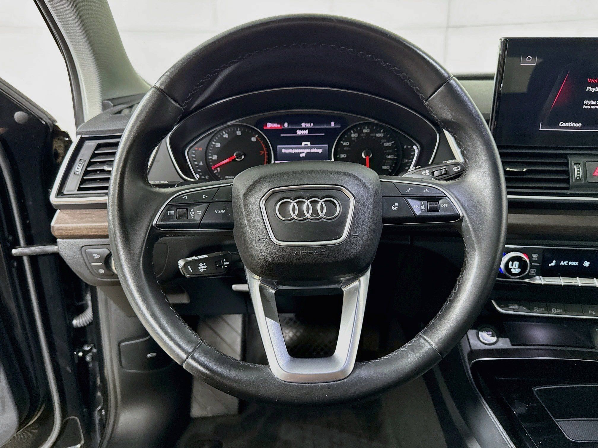 Used 2024 Audi Q5 2.0T Premium w/ Convenience Package AWD/4WD image 15