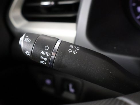 Used 2023 GMC Acadia SLE w/ Driver Convenience Package image 41