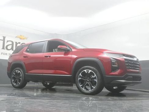 New 2026 Chevrolet Equinox LT w/ Safety and Technology Package FWD image 2