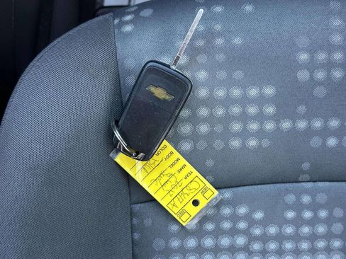 Used 2012 Chevrolet Sonic LS image 27