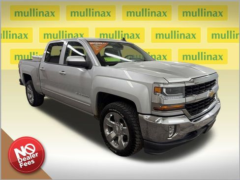 Used 2017 Chevrolet Silverado 1500 LT w/ LT Eassist Package AWD/4WD image 1