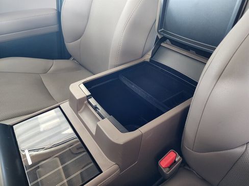 Used 2023 Lexus GX 460 Premium image 59