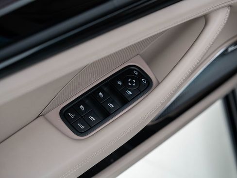 Used 2026 Porsche Panamera GTS AWD/4WD image 15