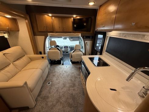 Used 2018 Mercedes-Benz Sprinter 3500 image 78