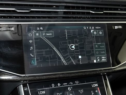 Used 2023 Audi Q7 2.0T Premium w/ Towing Package AWD/4WD image 17