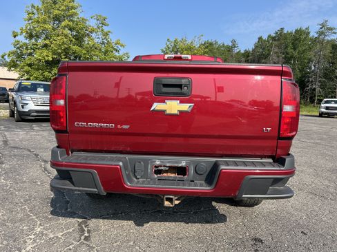 Used 2017 Chevrolet Colorado LT w/ LT Convenience Package AWD/4WD image 5