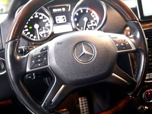 Used 2015 Mercedes-Benz G 550 image 9