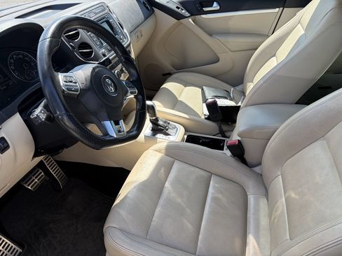 Used 2015 Volkswagen Tiguan S AWD/4WD image 6