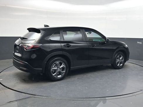 New 2026 Honda HR-V LX image 4