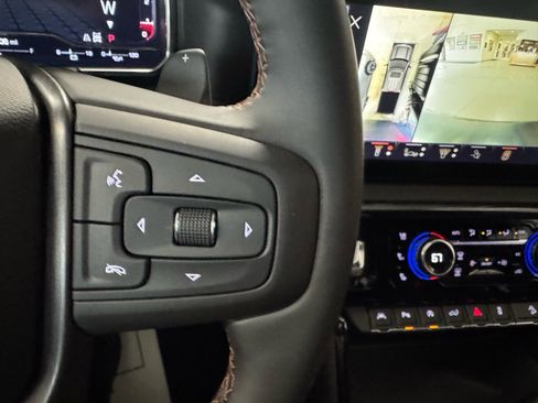 Used 2025 GMC Sierra 1500 AT4 w/ AT4 Premium Package image 29