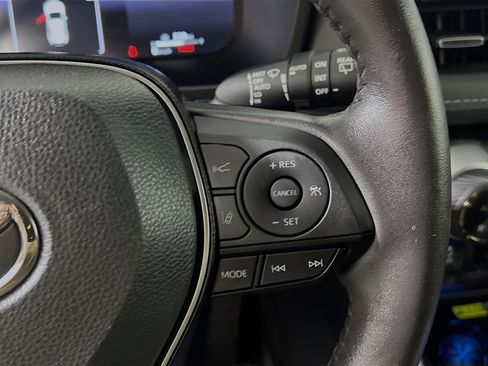 Used 2024 Toyota RAV4 Limited image 20