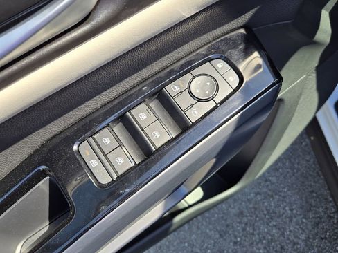 New 2026 Nissan Pathfinder SL w/ SL Premium Package FWD image 20