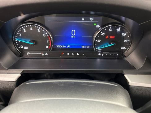 Used 2024 Ford Explorer XLT w/ Equipment Group 202A AWD/4WD image 12