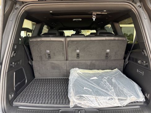 New 2026 Jeep Grand Wagoneer 4WD w/ Quick Order Packge 29V Upland image 19