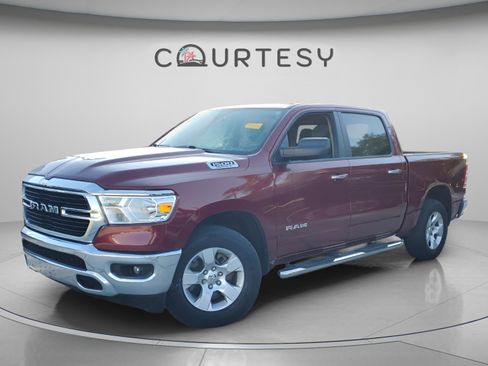Used 2020 RAM 1500 Big Horn AWD/4WD image 1