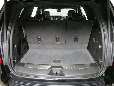 Used 2022 GMC Yukon Denali image 18