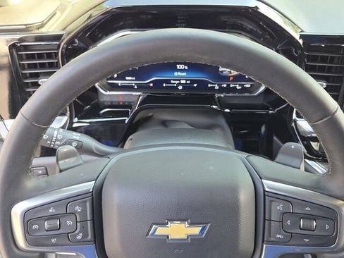Used 2024 Chevrolet Silverado 1500 LTZ w/ LTZ Convenience Package II AWD/4WD image 23