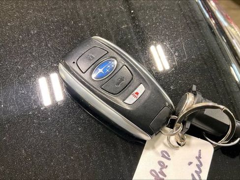 Used 2024 Subaru Forester Premium AWD/4WD image 11