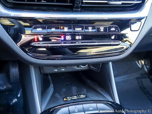 New 2026 Buick Envista Avenir image 18