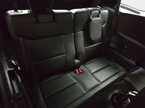 Used 2020 Ford Explorer ST w/ ST Street Pack image 14