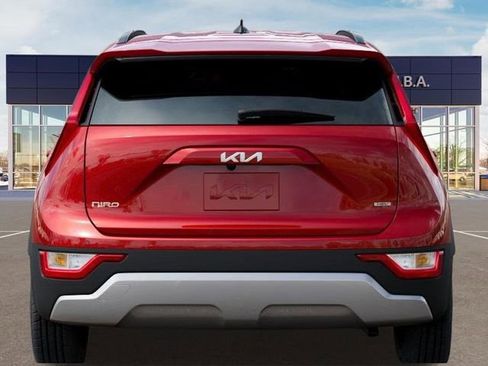 New 2026 Kia Niro EX FWD image 13