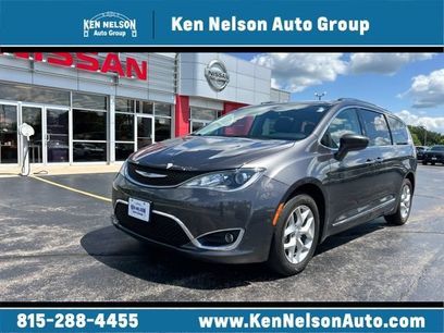 Used 2019 Chrysler Pacifica Touring-L