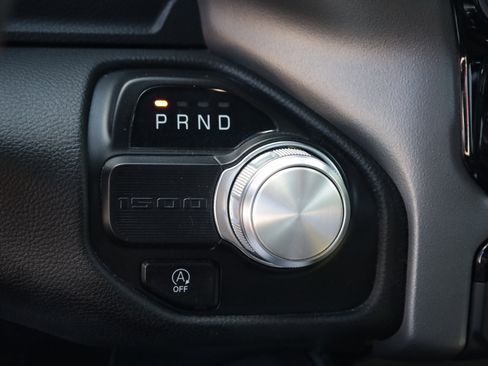 Used 2024 RAM 1500 Laramie RWD image 8