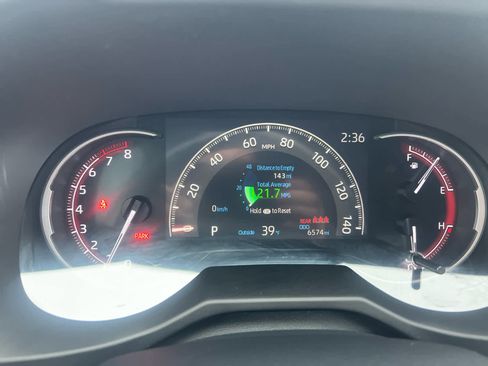 Used 2024 Toyota RAV4 LE image 14