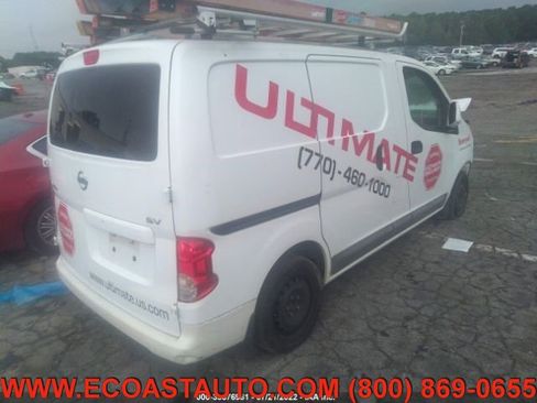 Used 2015 Nissan NV200 SV w/ Back Door Glass Package image 2