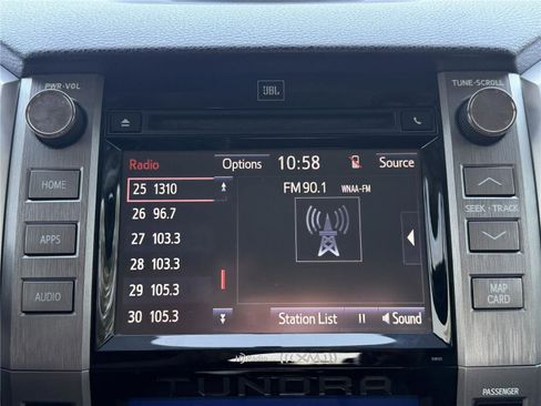 Used 2017 Toyota Tundra Platinum AWD/4WD image 6