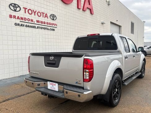 Used 2019 Nissan Frontier SV w/ Value Truck Package image 5
