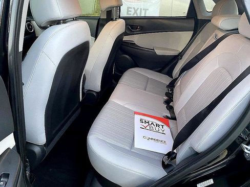 Used 2023 Hyundai Kona SEL image 11