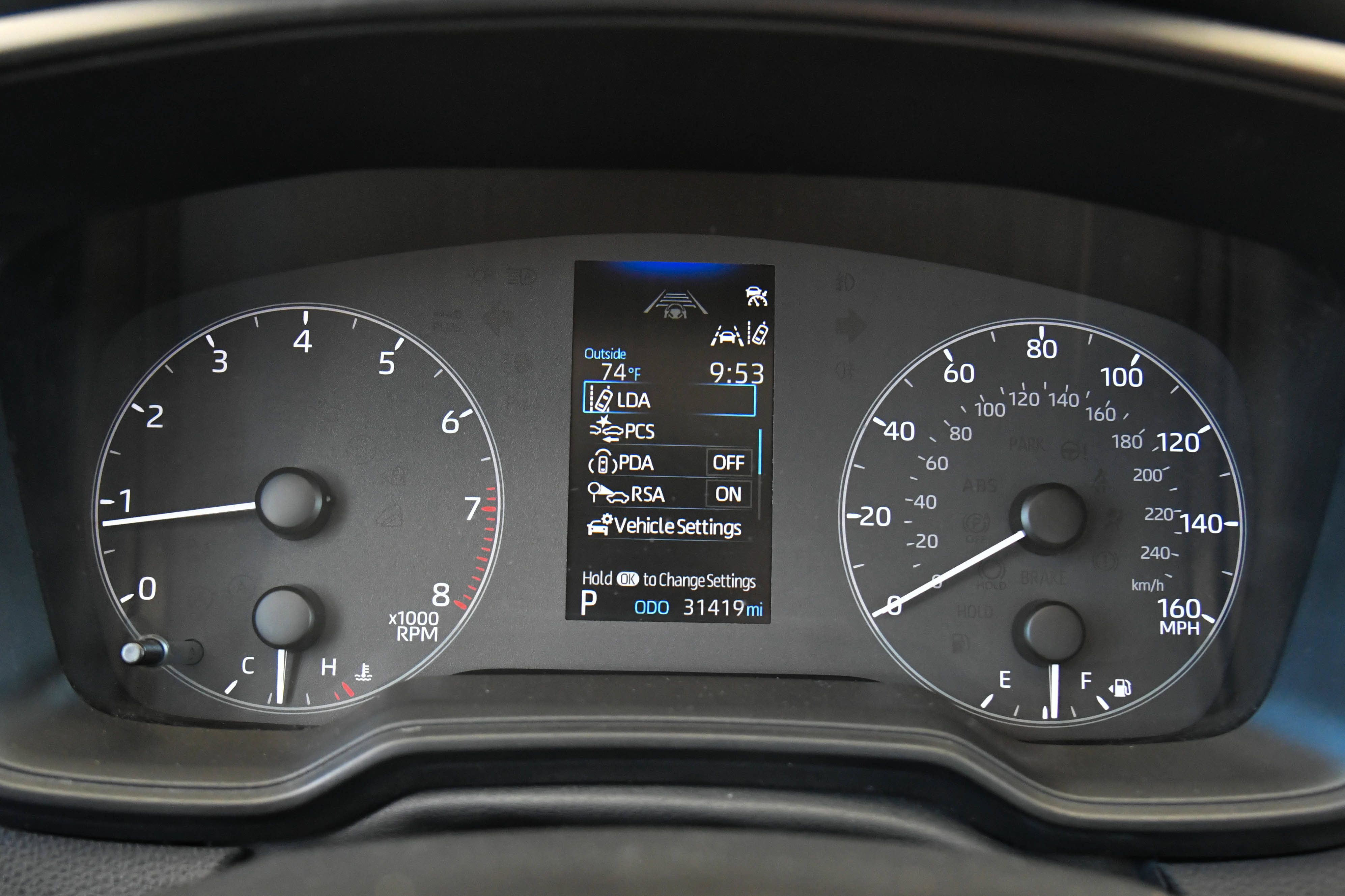 Used 2025 Toyota Corolla LE FWD image 28