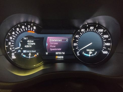 Used 2019 Lincoln MKC Premiere FWD image 23