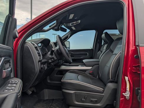 New 2026 RAM 2500 Laramie AWD/4WD image 5