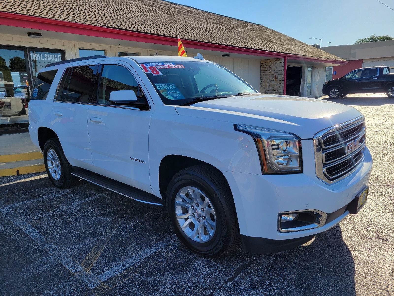 Used 2018 GMC Yukon SLT w/ Open Road Package AWD/4WD image 3