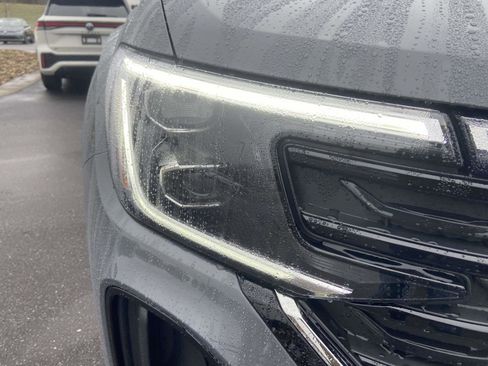 New 2026 Volkswagen Atlas Cross Sport SE image 4