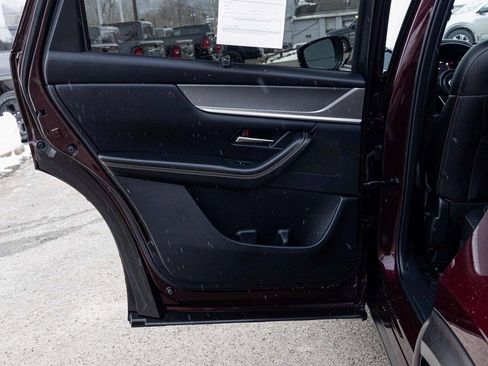 Used 2024 MAZDA CX-90 Plug-In Hybrid w/ Premium Pkg image 14