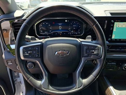 Used 2023 Chevrolet Silverado 1500 RST AWD/4WD image 15